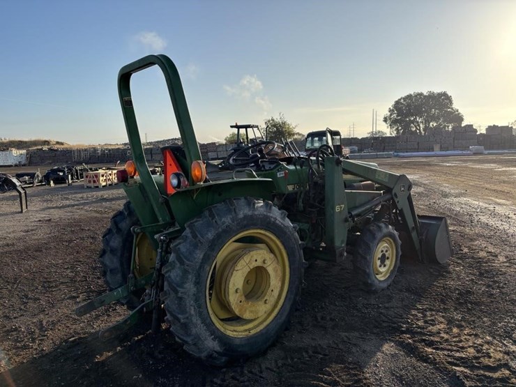 1981-john-deere-750-image-3