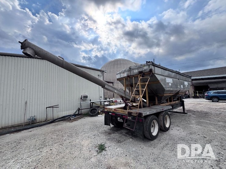 2004-magnolia-trailer-image-5