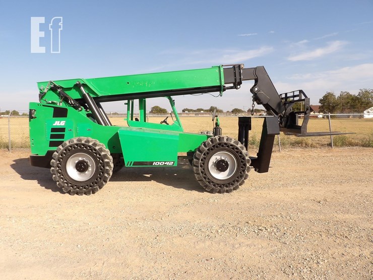 2017-sky-trak-10042-image-6