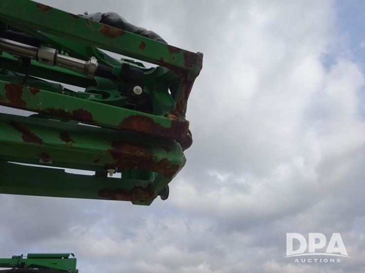 2021-john-deere-r4045-image-84