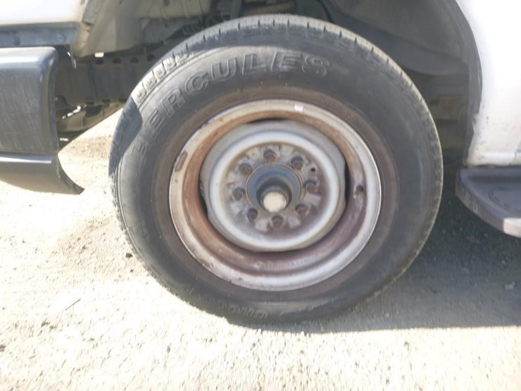 2013-ford-e150-image-14