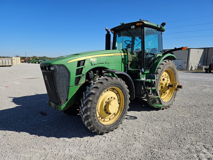 2009-john-deere-8430-image-1