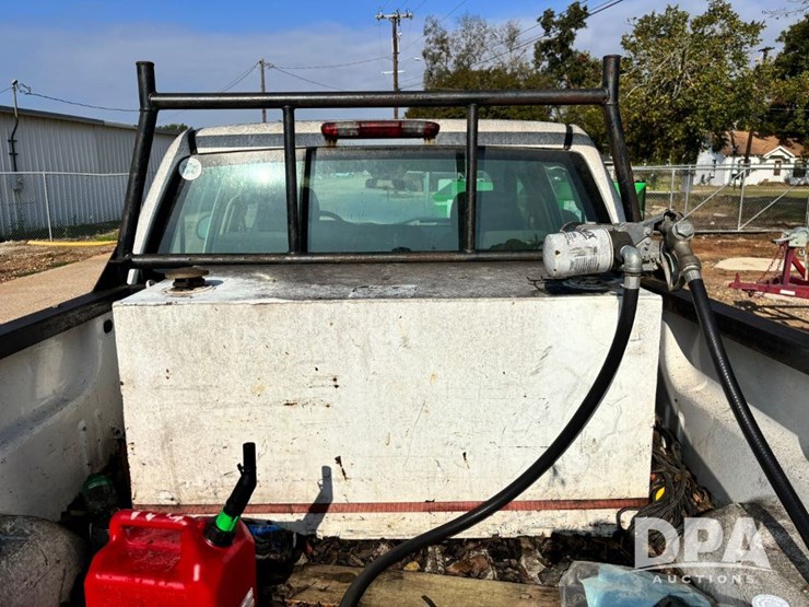 2009-chevrolet-silverado-2500hd-image-33