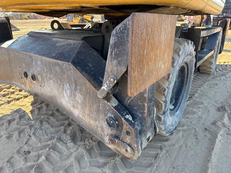 caterpillar-m316c-image-13