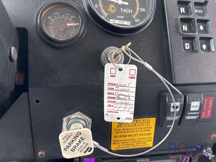 2000-thomas-saf-t-liner-mvp-image-30