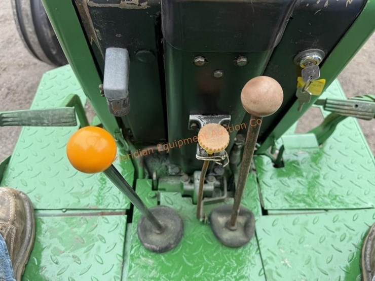 john-deere-2940-image-41