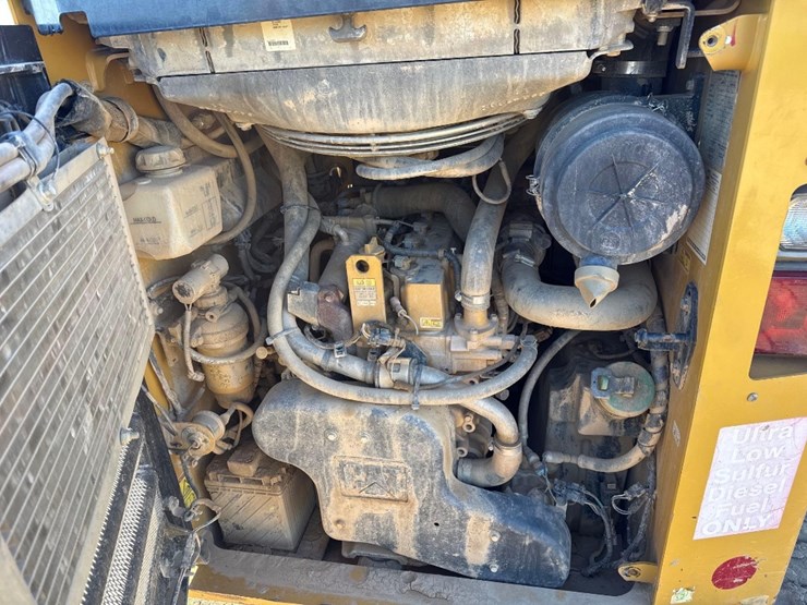 caterpillar-279d-image-13