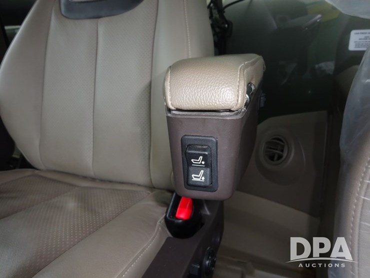 2024-john-deere-412r-image-136