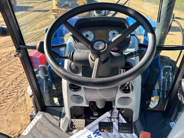 new-holland-t4.75-image-26