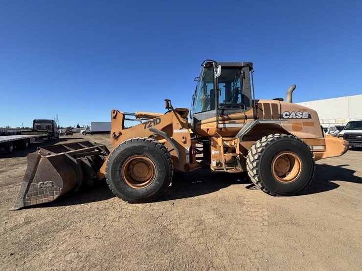 2004-case-721d-image-5