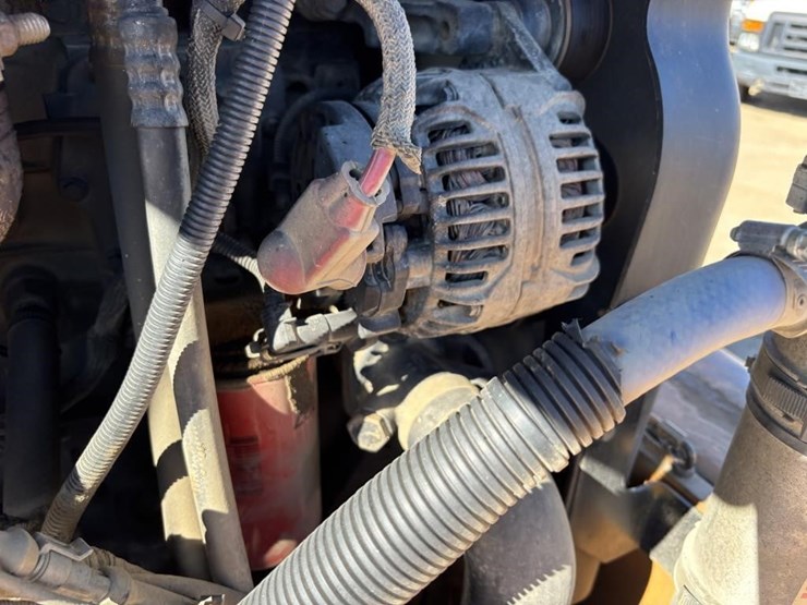 2004-case-721d-image-67