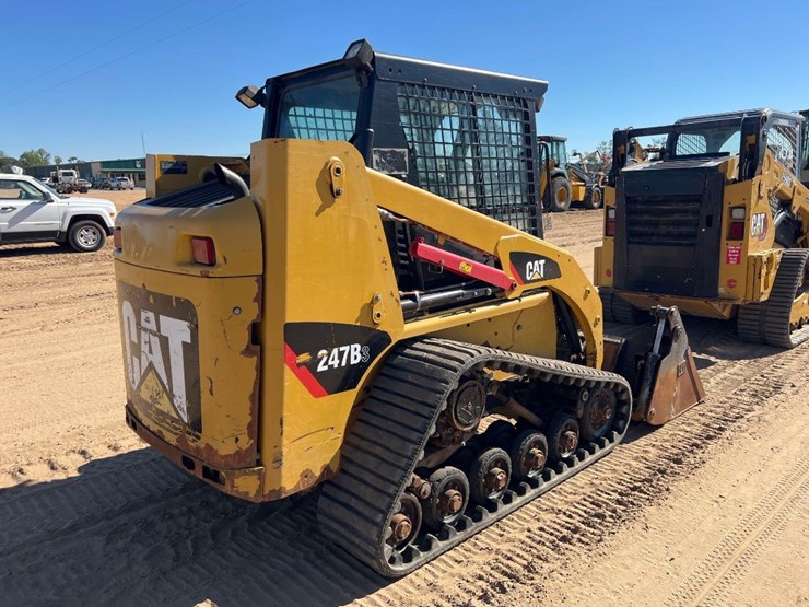 caterpillar-247b3-image-4