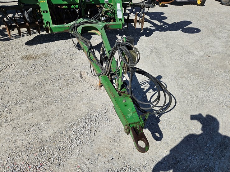 2010-john-deere-637-image-2