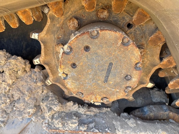 kubota-svl65-2-image-10