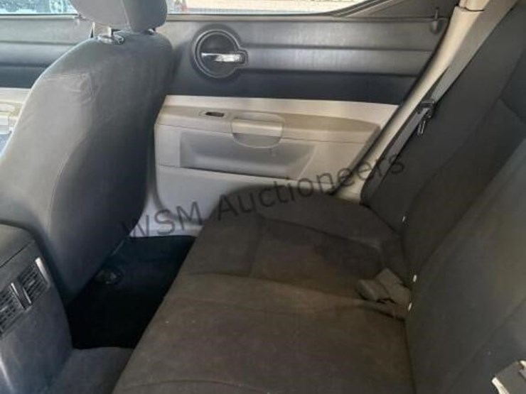 2006-dodge-charger-sdn-image-25