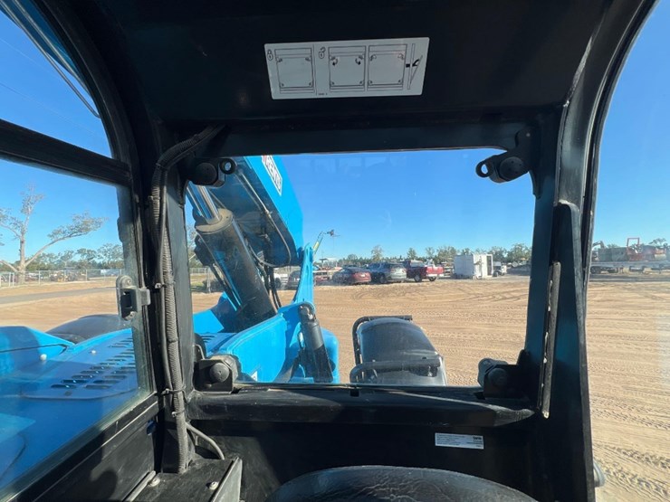 2017-genie-gth844-image-32