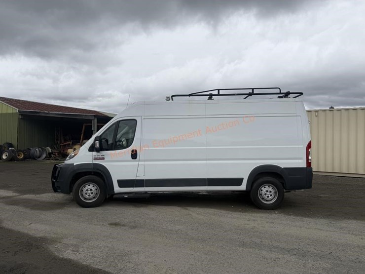 2015-dodge-ram-2500-image-3