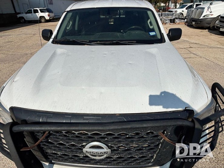 2018-nissan-titan-image-16