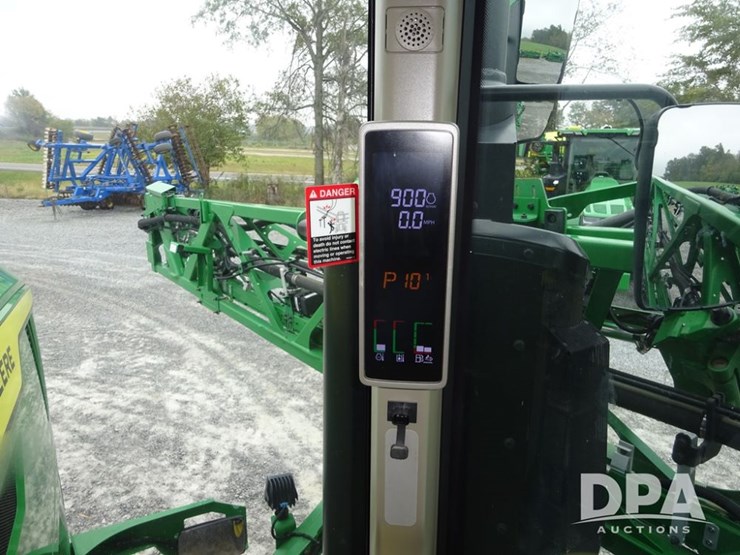 2022-john-deere-410r-image-152