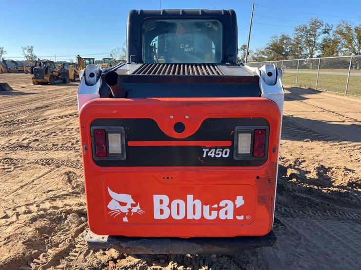 2019-bobcat-t450-image-3