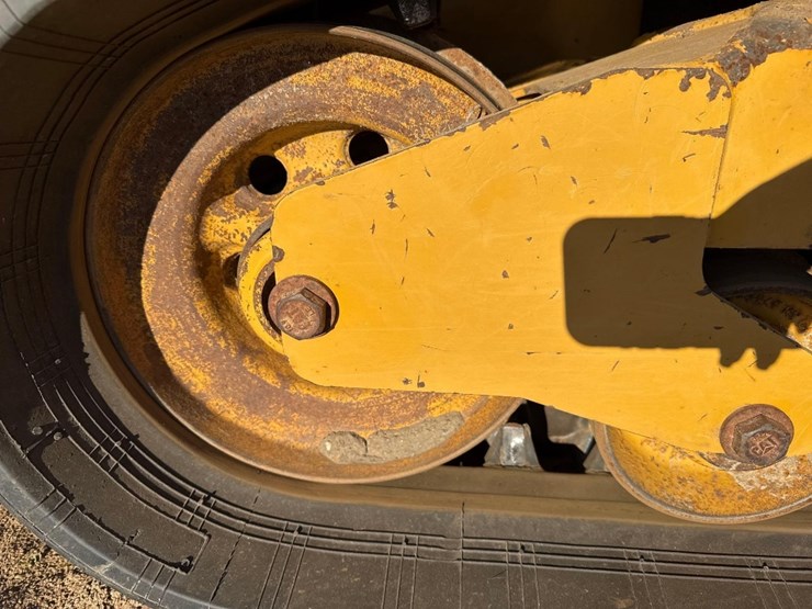 caterpillar-259d3-image-10