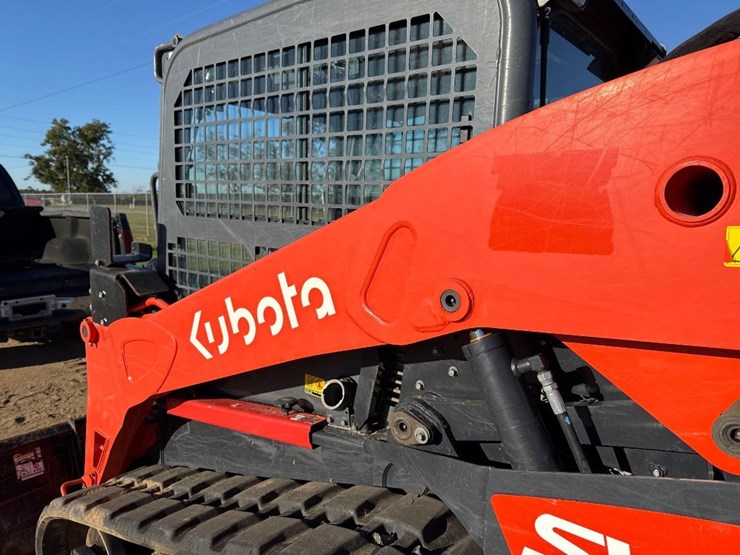 kubota-svl75-2-image-18