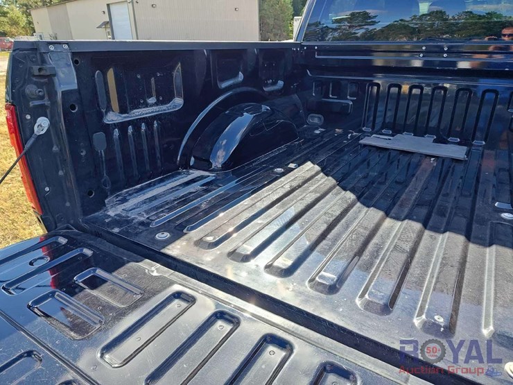 2019-ford-f150-image-13