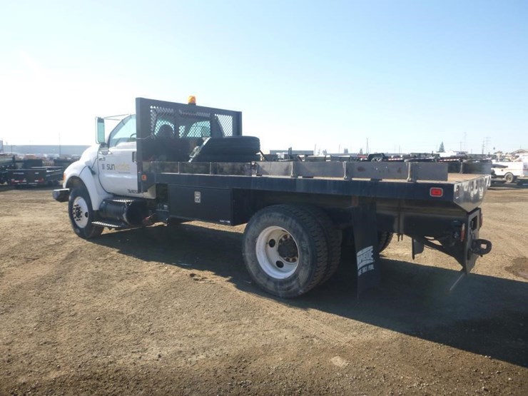 2008-ford-f750-image-4