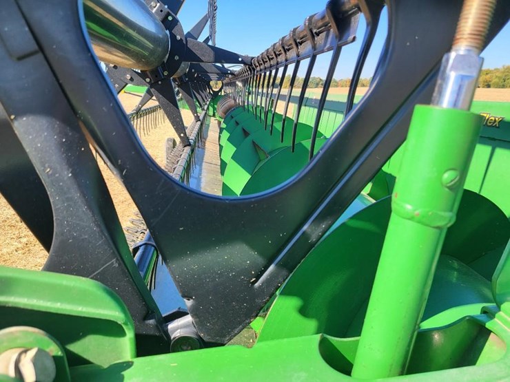 john-deere-630f-image-12