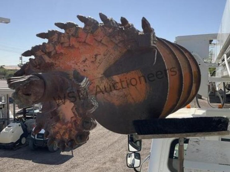 2011-freightliner-m2-digger-derrick-image-20