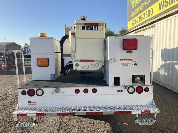 2015-ford-f550-image-6