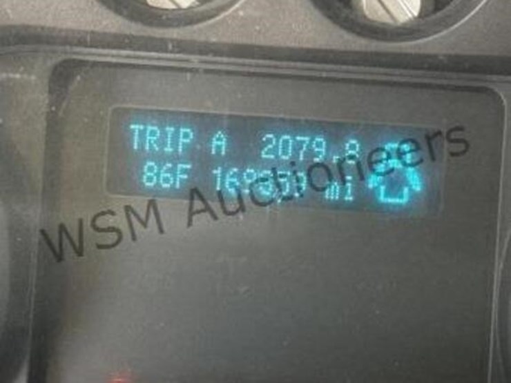 2015-ford-f550-image-19