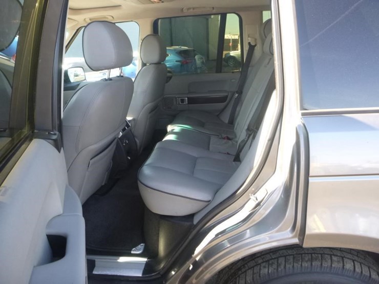 2008-land-rover-range-rover-hse-image-7