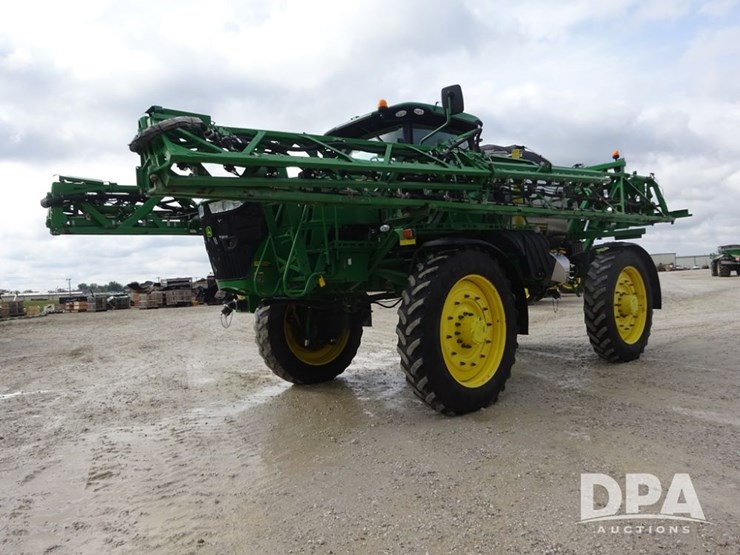 2021-john-deere-r4045-image-12