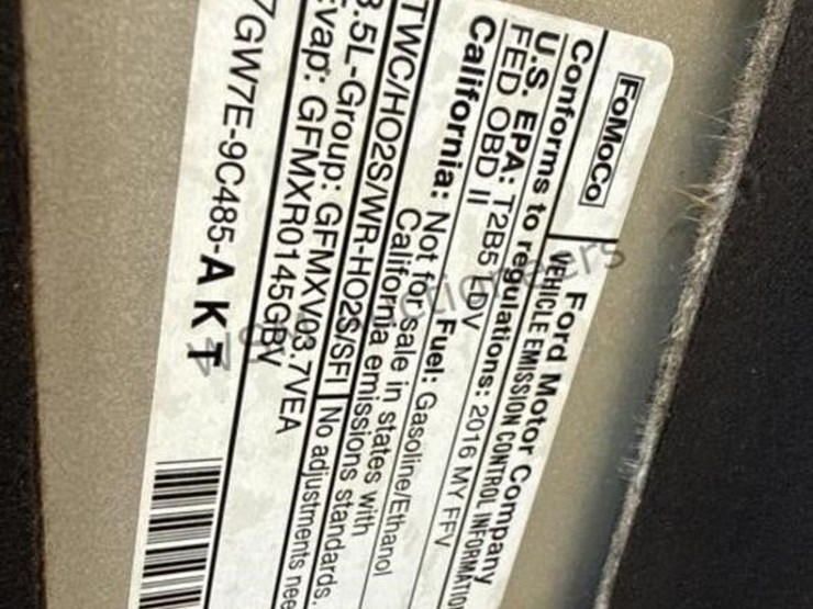 2016-ford-taurus-se-sdn-image-9