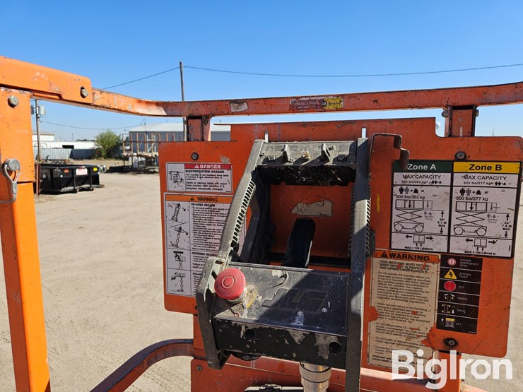 2004-jlg-2630es-image-16