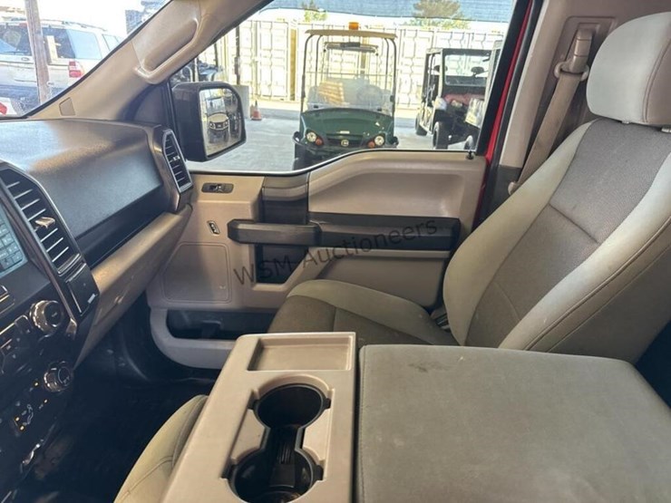 2017-ford-f150-image-19