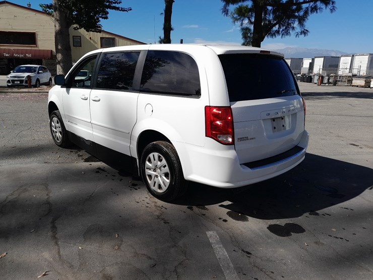 dodge-caravan-image-3