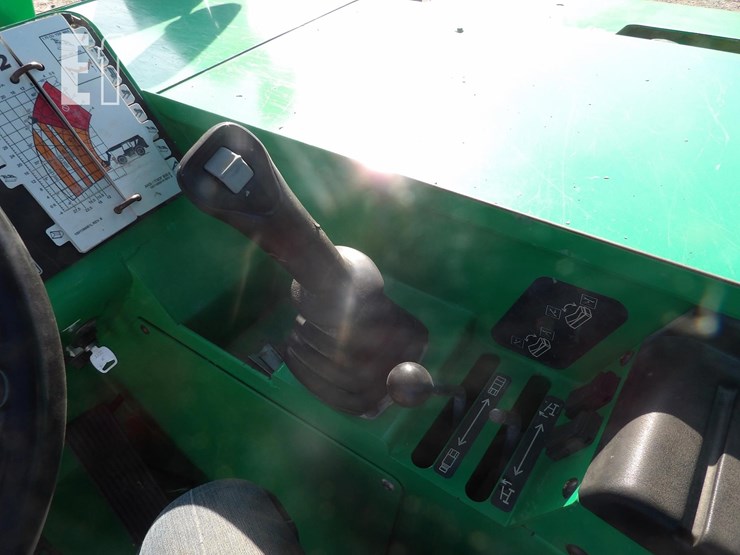 2017-sky-trak-10042-image-14