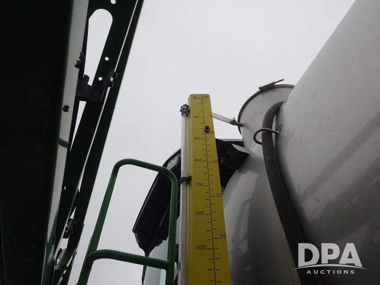 2022-john-deere-410r-image-113