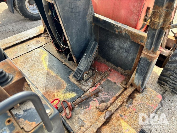 massey-ferguson-7500-image-31