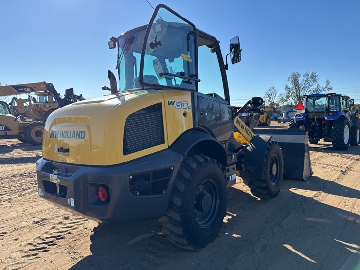new-holland-w80c-image-4