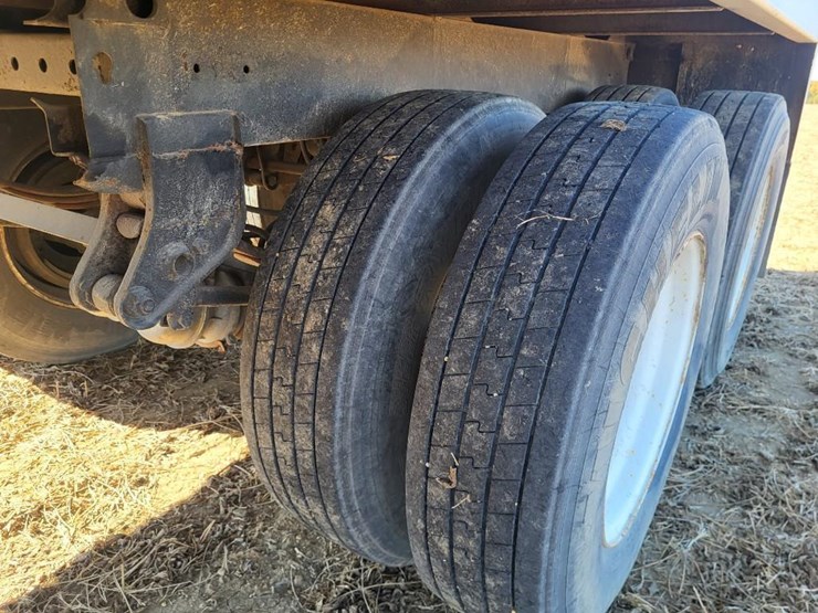 2021-lime-city-equipment-steel-tandem-axle-semi-hopper-trailer---one-owner-image-23