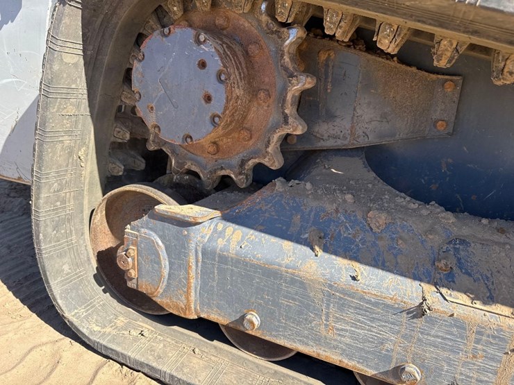 takeuchi-tl10v2-image-15