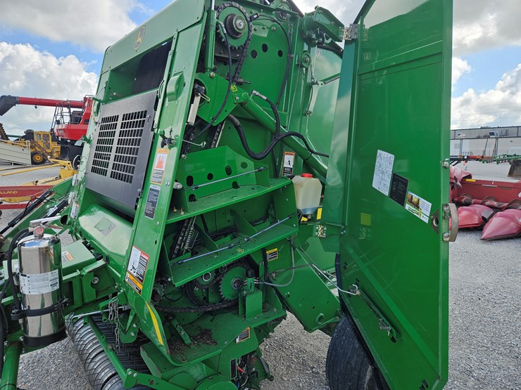 2015-john-deere-854-image-6