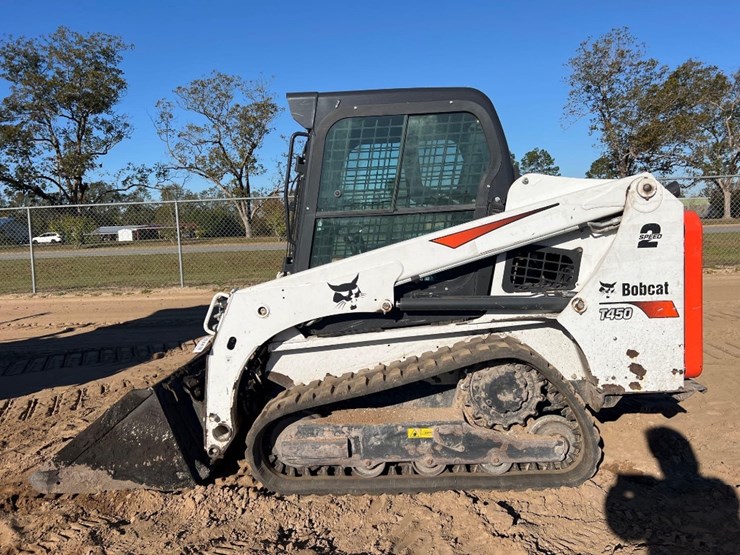 2019-bobcat-t450-image-1