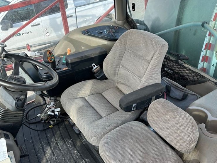 2009-case-ih-patriot-3330-image-28