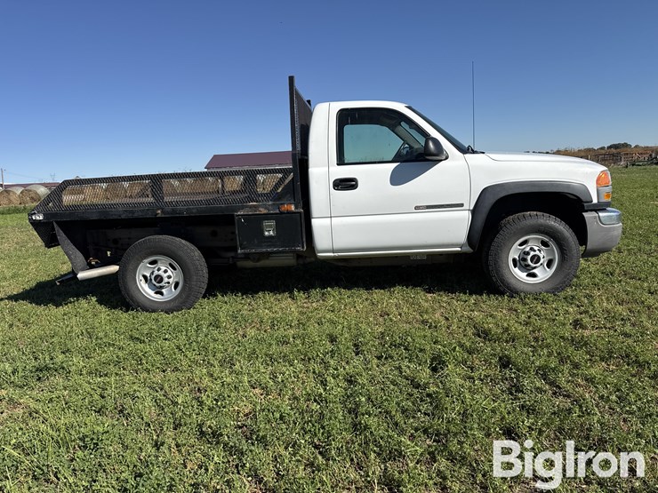 2005-gmc-sierra-2500-image-4