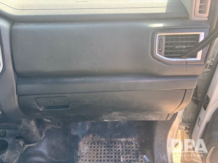 2018-nissan-titan-image-61