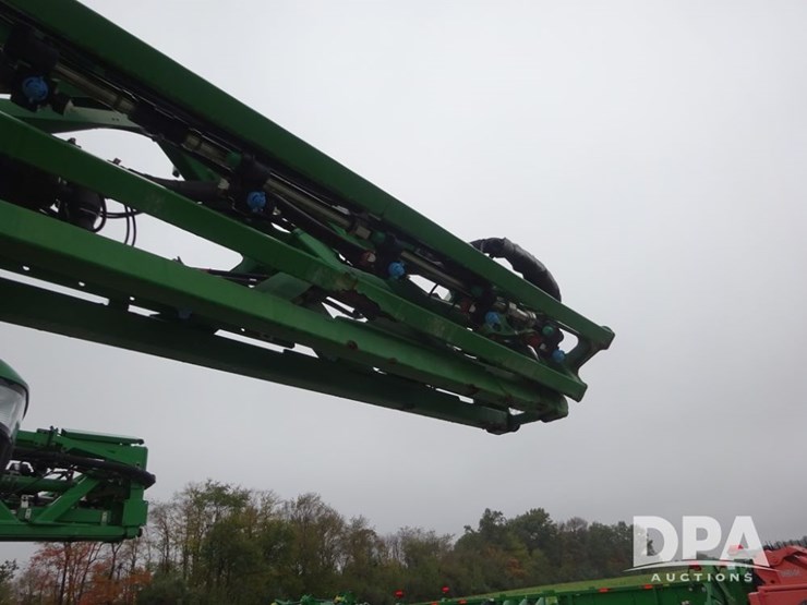 2021-john-deere-r4038-image-63